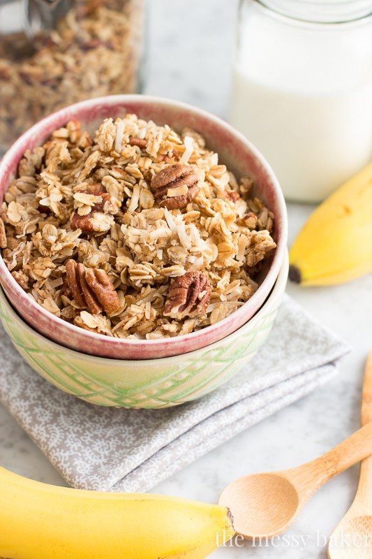 Banana Maple Granola | www.themessybakerblog.com
