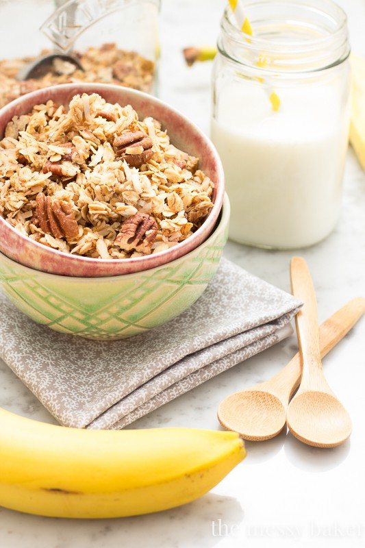 Banana Maple Granola | www.themessybakerblog.com