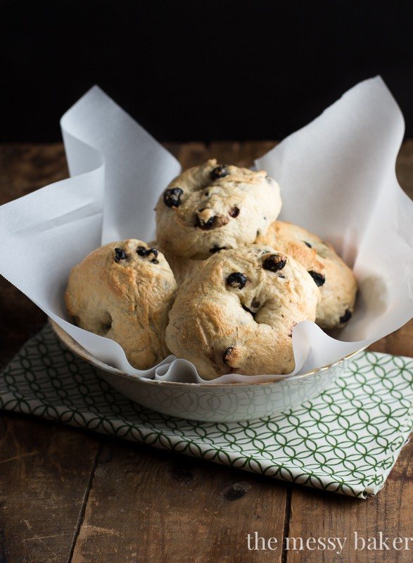 Honey Wheat Blueberry Bagels {A Tutorial} | www.themessybakerblog.com