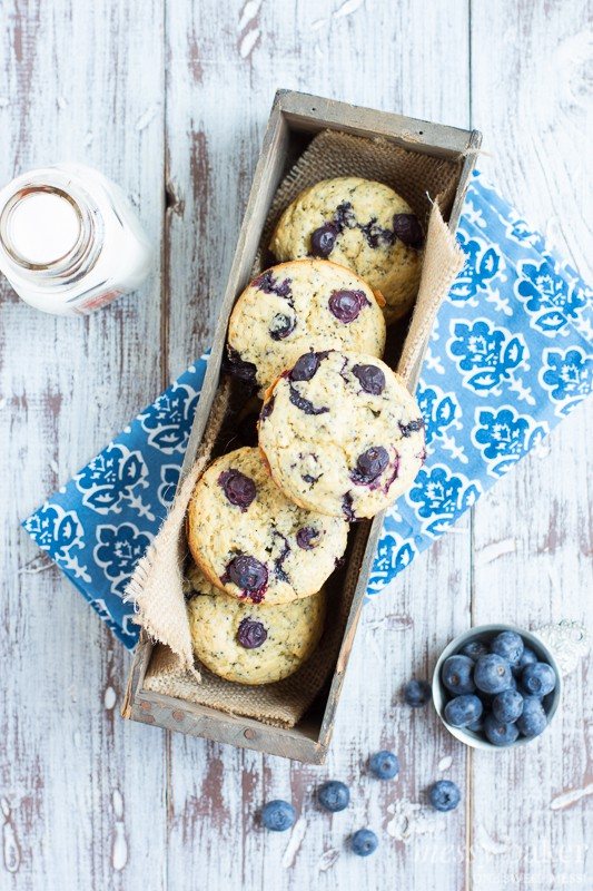 Blueberry Lemon Poppy Seed Muffins | www.themessybakerblog.com