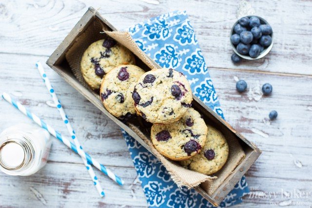 Blueberry Lemon Poppy Seed Muffins | www.themessybakerblog.com