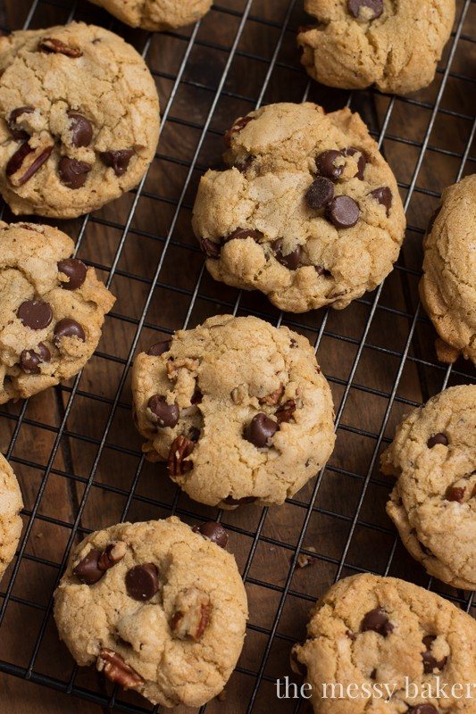 Brown Butter Pecan Chocolate Chip Cookies | www.themessybakerblog.com