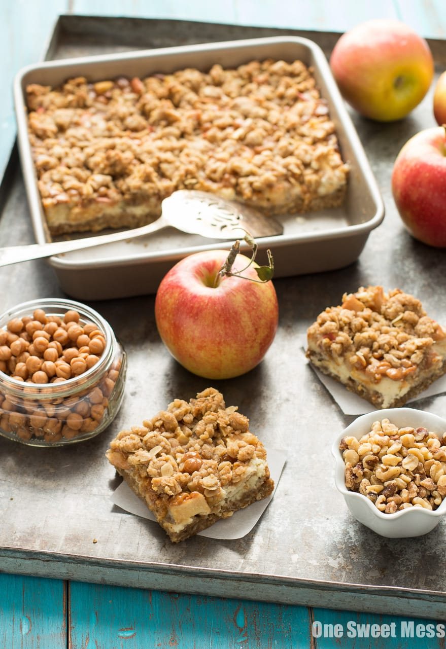 Caramel Apple Cheesecake Bars