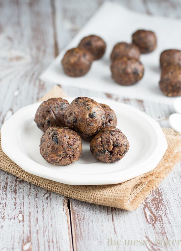 Cherry Pie Energy Balls | www.themessybakerblog.com