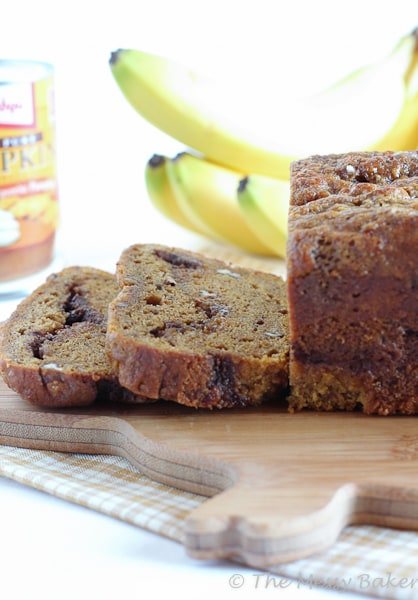 Pumpkin Banana Bread | www.themessybakerblog.com-4592