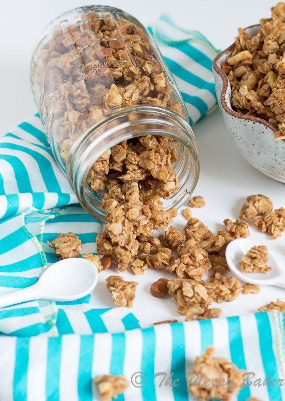 Cookie Butter Cinnamon Chip Granola | www.themessybakerblog.com-8398