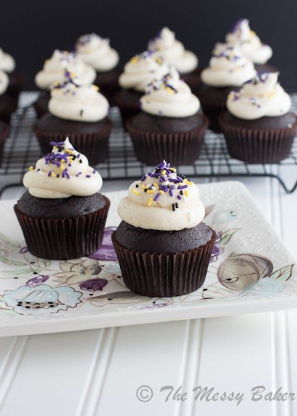 Bailey's Irish Cream Cupcakes {www.themessybakerblog.com}-6307