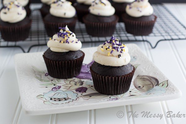 Bailey's Irish Cream Cupcakes {www.themessybakerblog.com}-6305