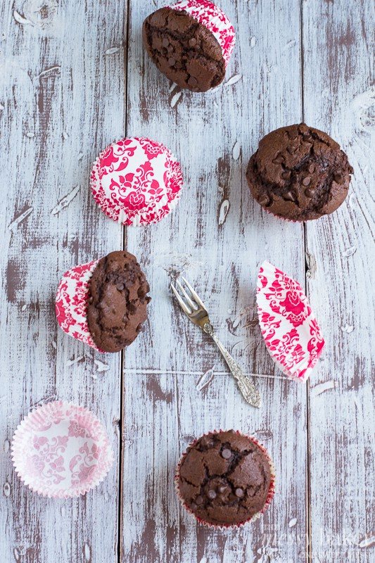 Double Chocolate Chip Muffins | www.themessybakerblog.com