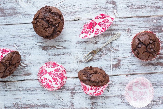 Double Chocolate Chip Muffins | www.themessybakerblog.com