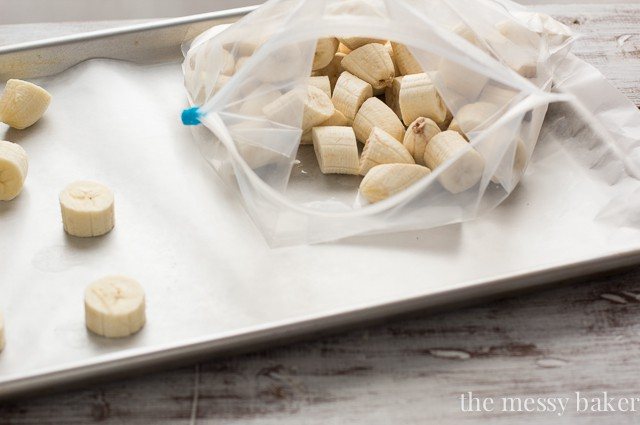 How To Freeze Bananas from www.themessybakerblog.com