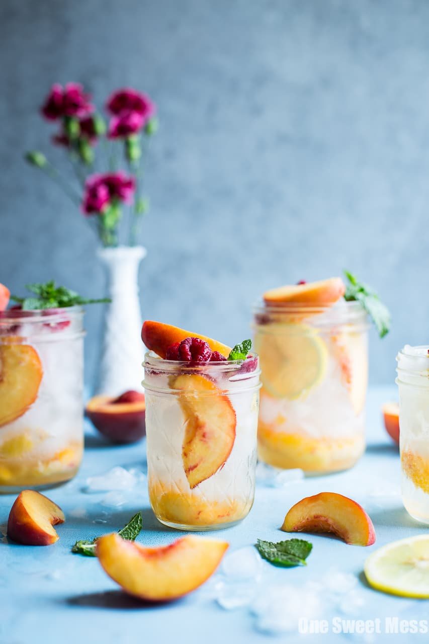 Fresh Peach Crush Cocktail