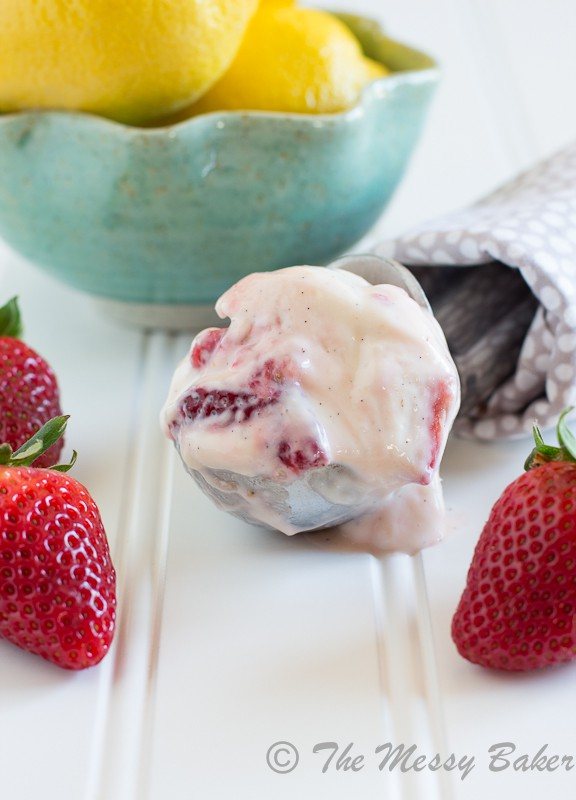 Fresh Strawberry Frozen Yogurt | www.themessybakerblog.com -7106