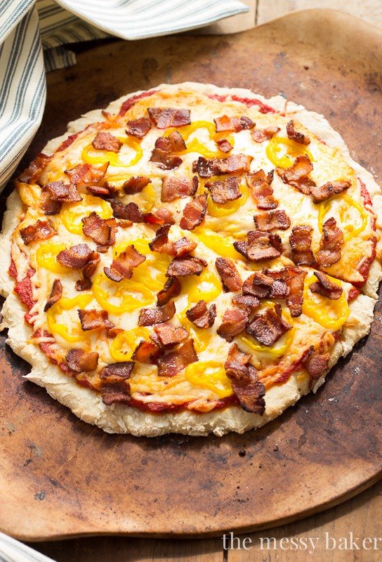Gluten-Free Bacon Banana Pepper Pizza | www.themessybakerblog.com