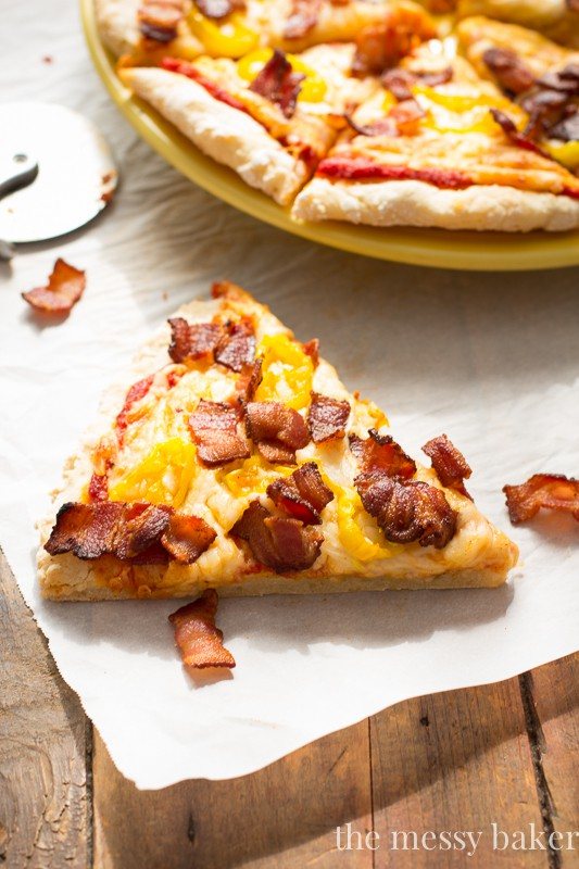 Gluten-Free Bacon Banana Pepper Pizza | www.themessybakerblog.com