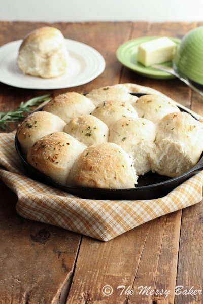 Grandmom's Dinner Rolls-5839