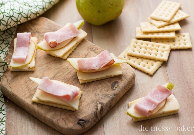 Havarti, Pear, & Smoked Ham on Crackers | www.themessybakerblog.com