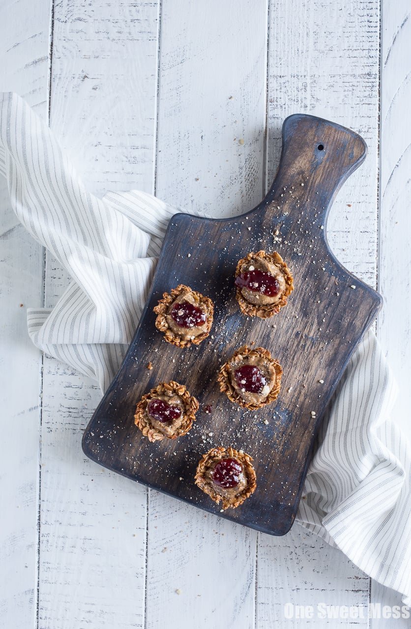 Honey Almond Butter Mini Granola Cups {Gluten-Free + Naturally Sweetened}
