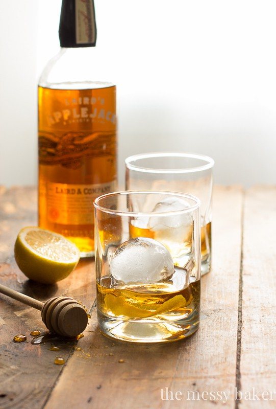 Honey Jack Cocktail | A refreshing mixture of AppleJack liquor, fresh lemon juice, and honey