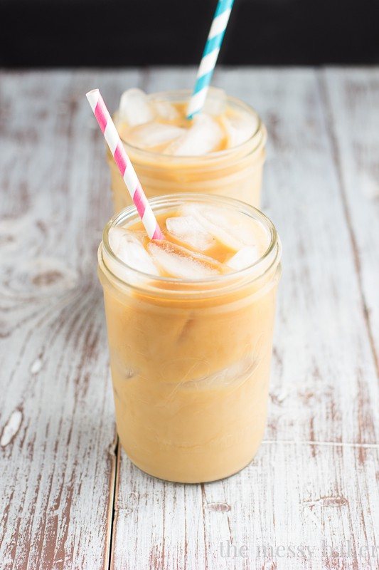 Cold Brewed Coffee Tutorial | www.themessybakerblog.com