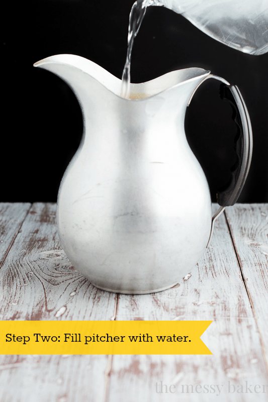 Cold Brewed Coffee Tutorial | www.themessybakerblog.com