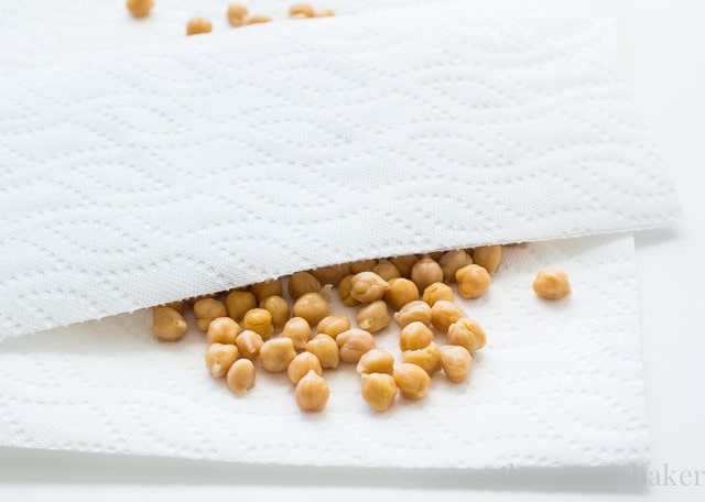 Kitchen 101: How to Roast Chickpeas { A Tutorial}