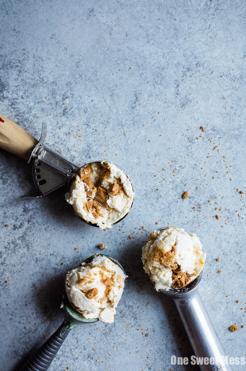 No-Churn Peach Cobbler Ice Cream
