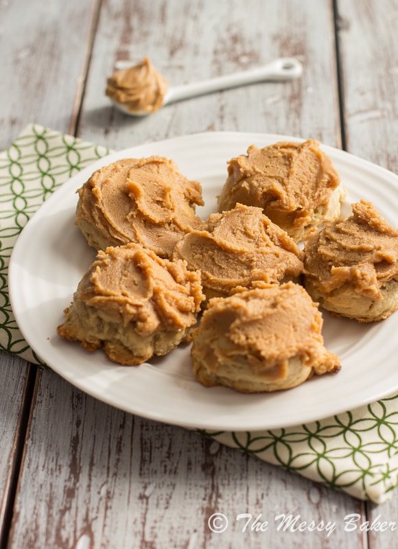 Peanut Butter Frosted Banana Cookies | www.themessybakerblog.com -8995