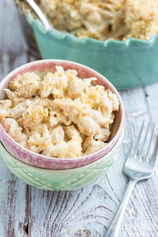 Roasted Cauliflower Mac & Cheese | www.themessybakerblog.com