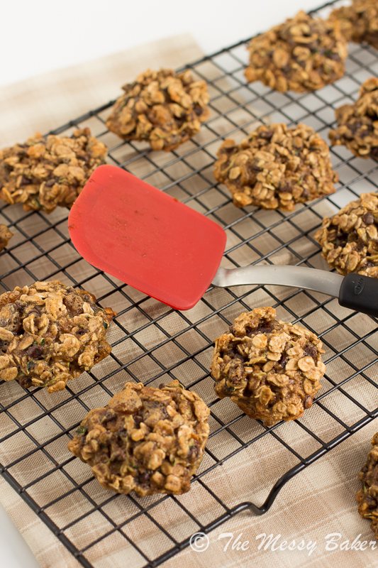 Skinny Chocolate Chip Zucchini Oat Cookies ~ #OXOGoodCookie