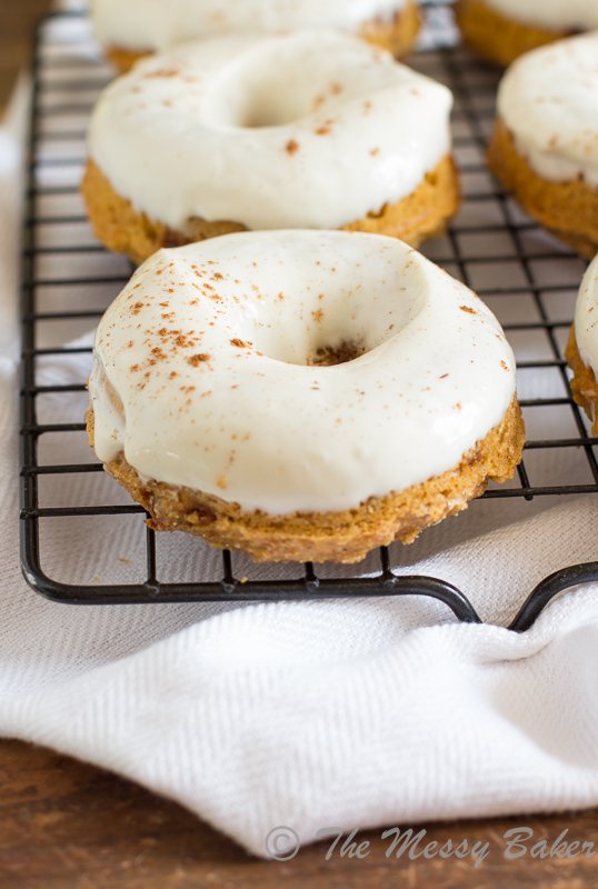 Skinny Pumpkin Cinnamon Chip Donuts with Maple Cream Cheese Glaze | www.themessybakerblog.com -8479