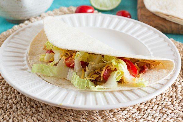 Smoky Chicken Chipotle Tacos | www.themessybakerblog.com-6819