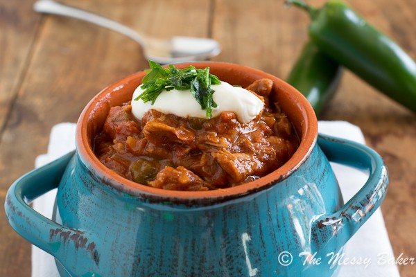 Smoky Pulled Pork Chili | www.themessybakerblog.com -6999