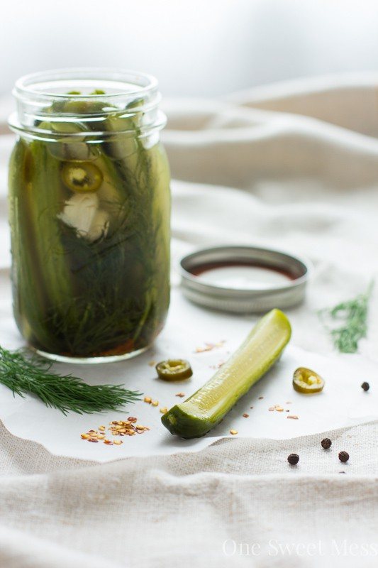 Spicy Refrigerator Pickles {OXO GreenSaver Review}