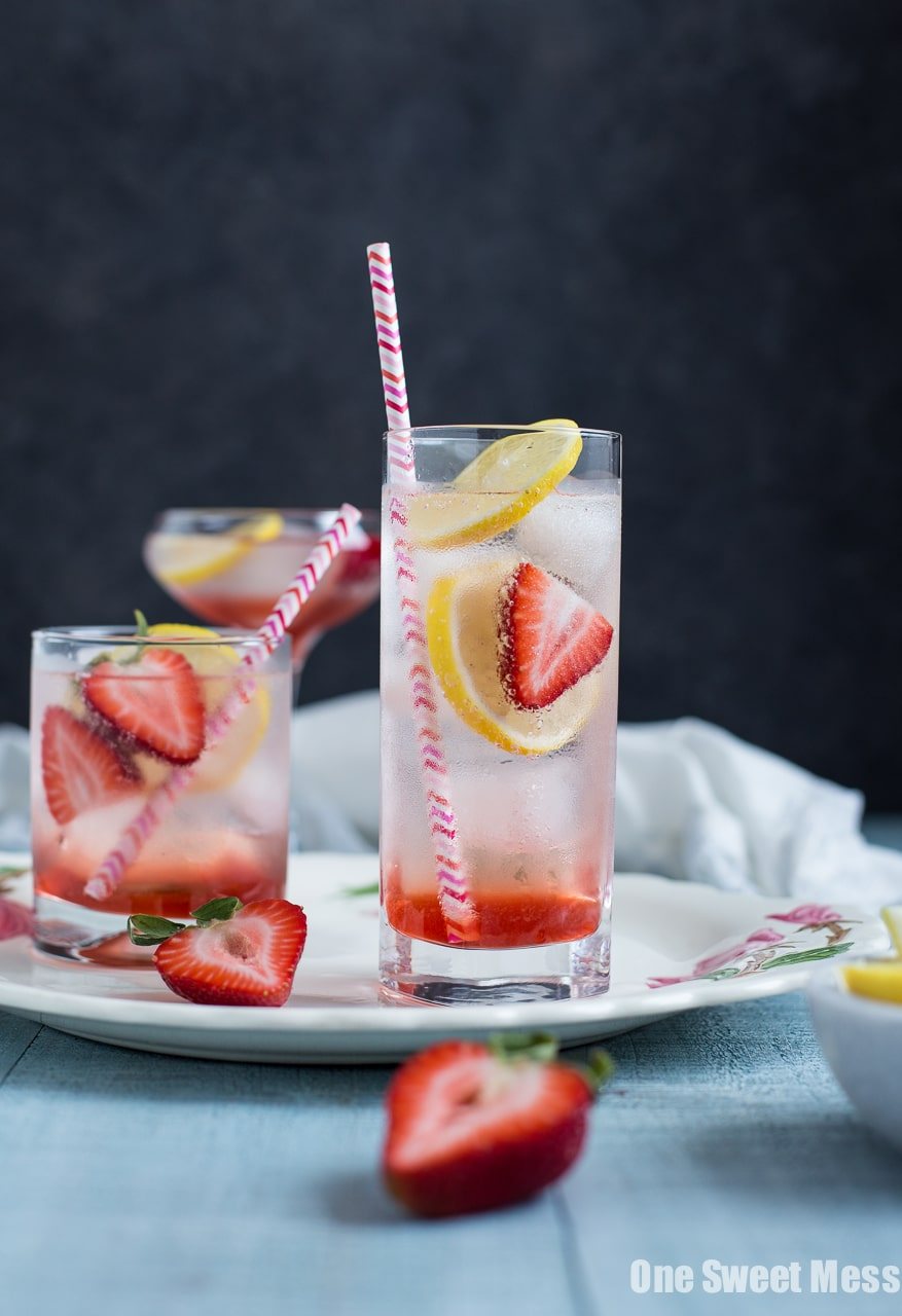 Strawberry Lemon Gin Fizz