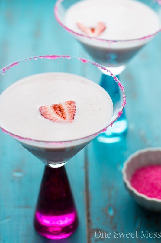 Thirsty Thursday: Strawberry Shortcake Martini
