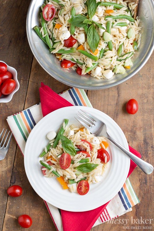 Summer Orzo Pasta | www.themessybakerblog.com