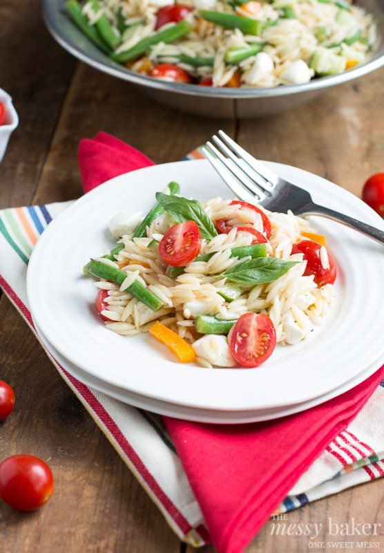 Summer Orzo Pasta | www.themessybakerblog.com