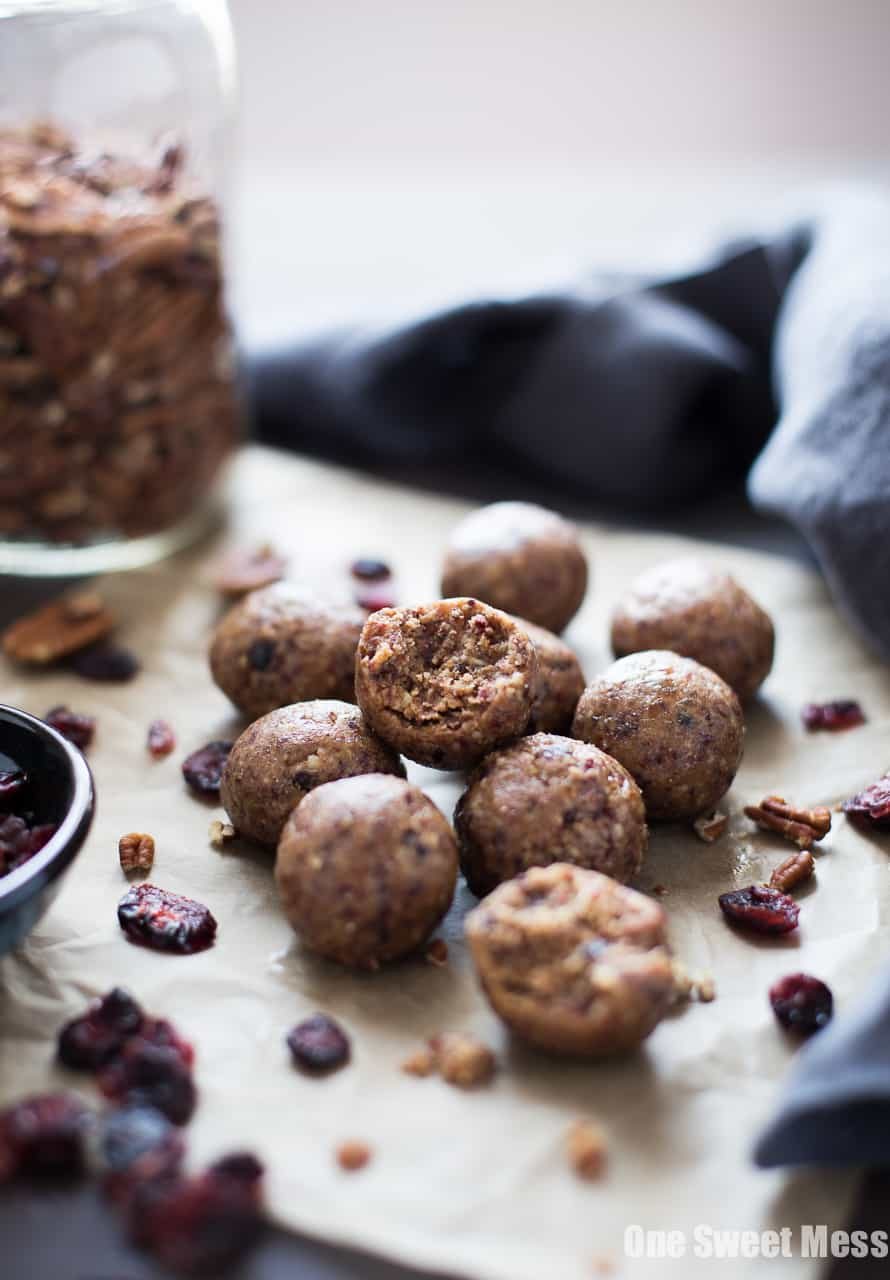 Toasted Pecan Cranberry Energy Bites | Gluten-Free, Vegan & Naturally Sweetened