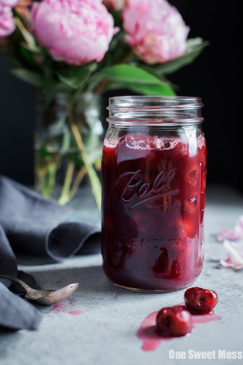 Vanilla Bean Bourbon Cherry Pie Filling