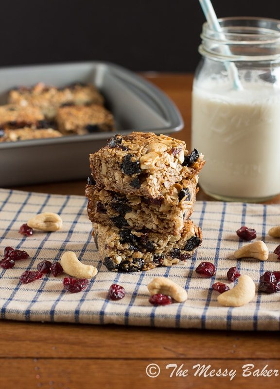 Very Berry Chewy Granola Bars