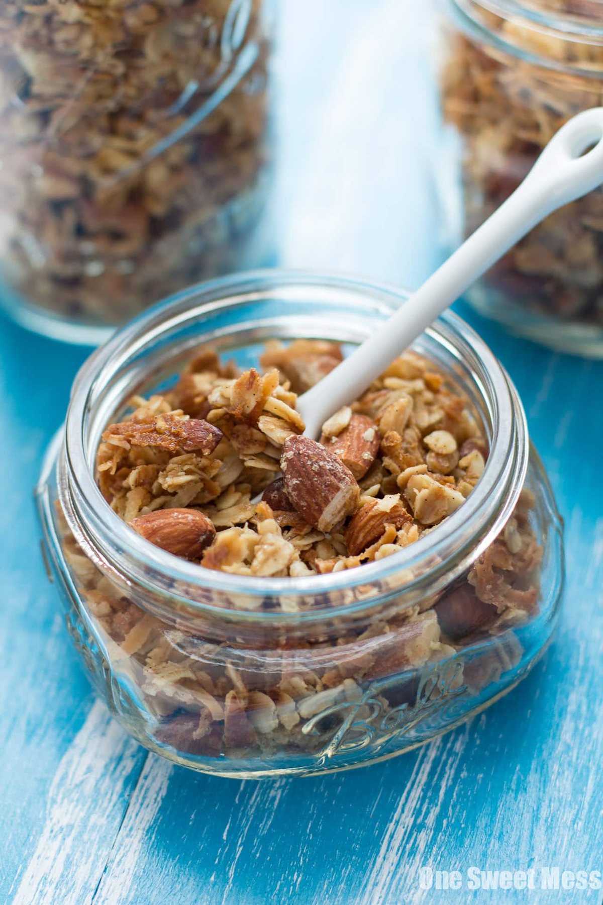 Very Vanilla Almond Granola