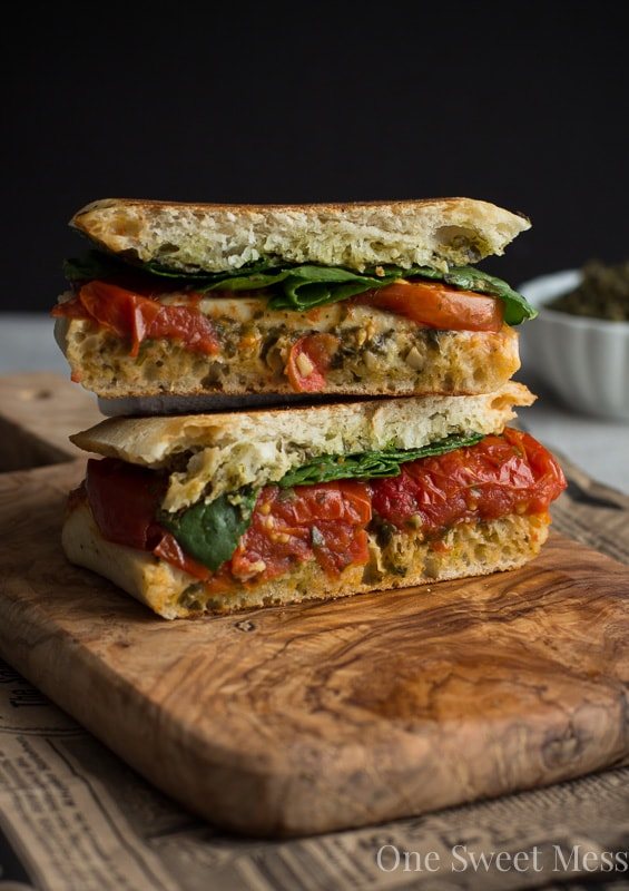 Roasted Tomato Caprese Grilled Cheese ~ #SundaySupper