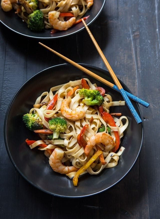 Shrimp Lo Mein Stir Fry