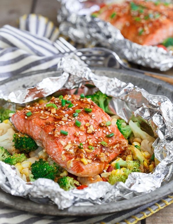 Sriracha Honey Salmon Vegetable Packets