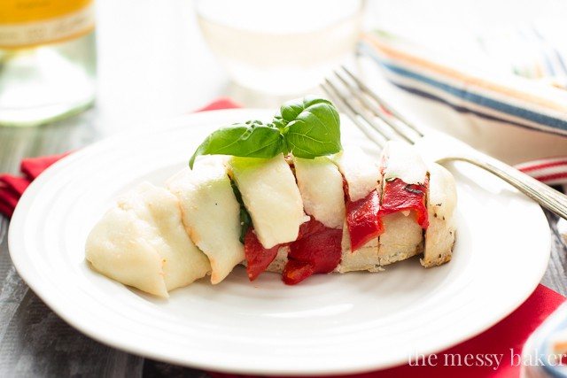 Roasted Red Pepper, Basil, and Mozzarella Chicken | www.themessybakerblog.com