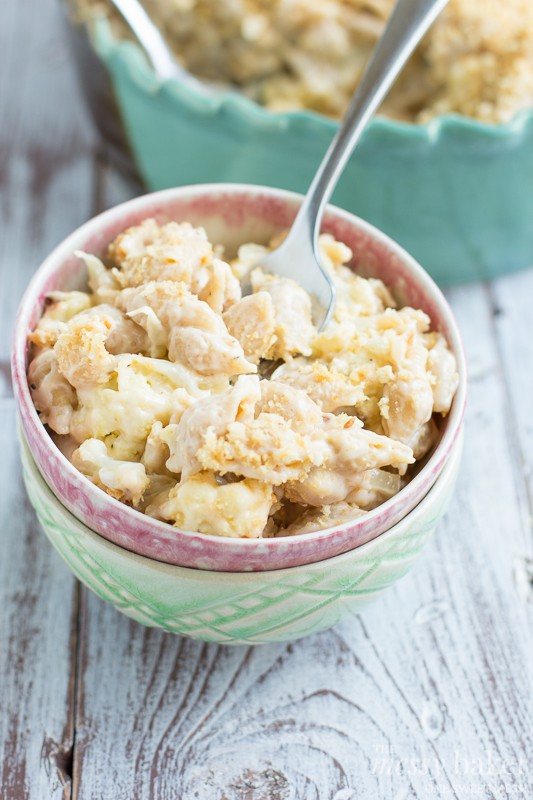 Roasted Cauliflower Mac & Cheese | www.themessybakerblog.com