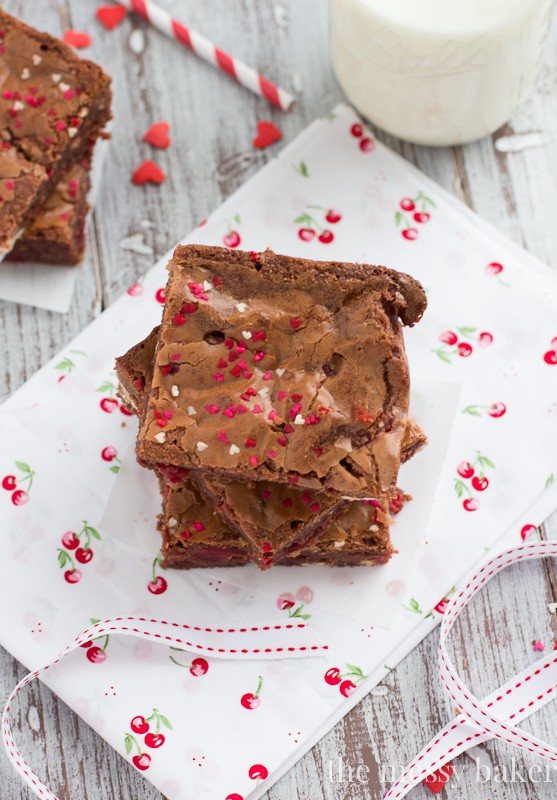 White Chocolate Cherry Brownies | themessybakerblog.com