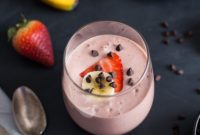 Creamy Strawberry Banana Blender Treat