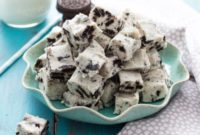 Cookies and Cream Fudge a Sunday Supper Delight